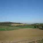 Дом отдыха In With Pool *