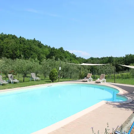 In With Pool Guasticce