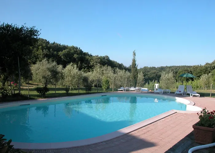 In With Pool Guasticce